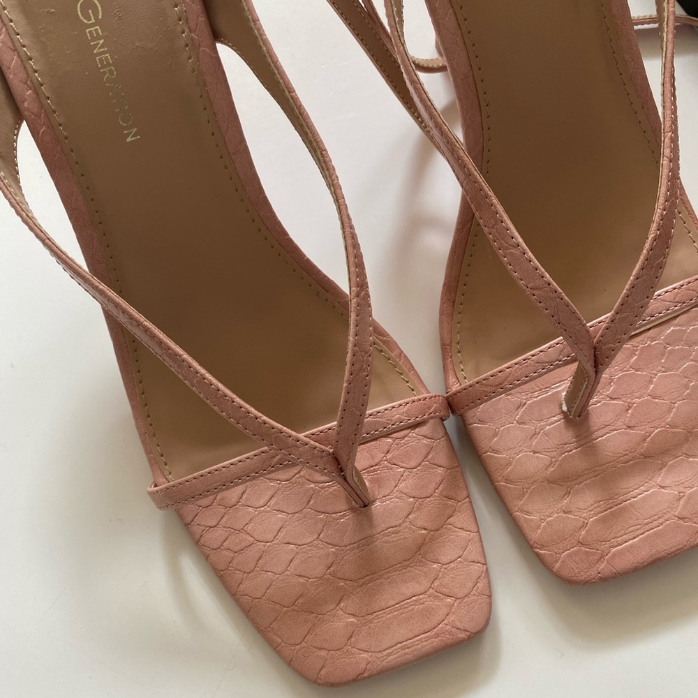 BCBG MIDONY CZ ROS SNK HEEL SANDALS - U.S SIZE 8.5